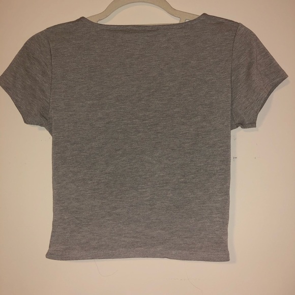 Gray crop top wit knot - Picture 2 of 2
